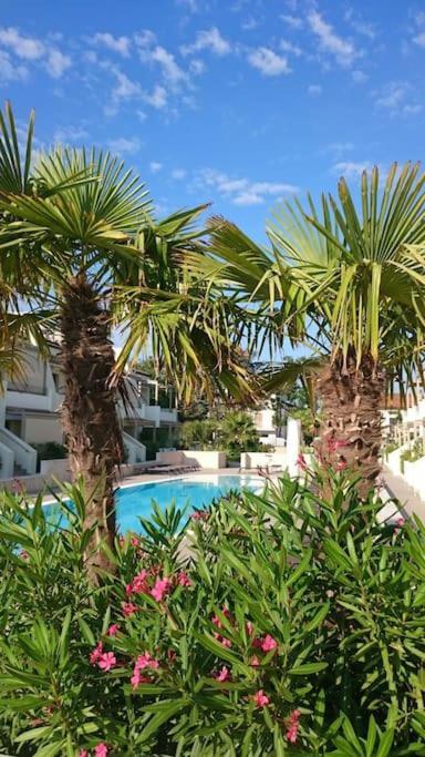 Residence Jesolo Lido Centro Con Piscina Exterior foto