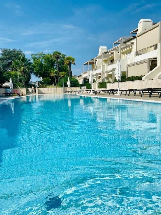 Residence Jesolo Lido Centro Con Piscina Exterior foto